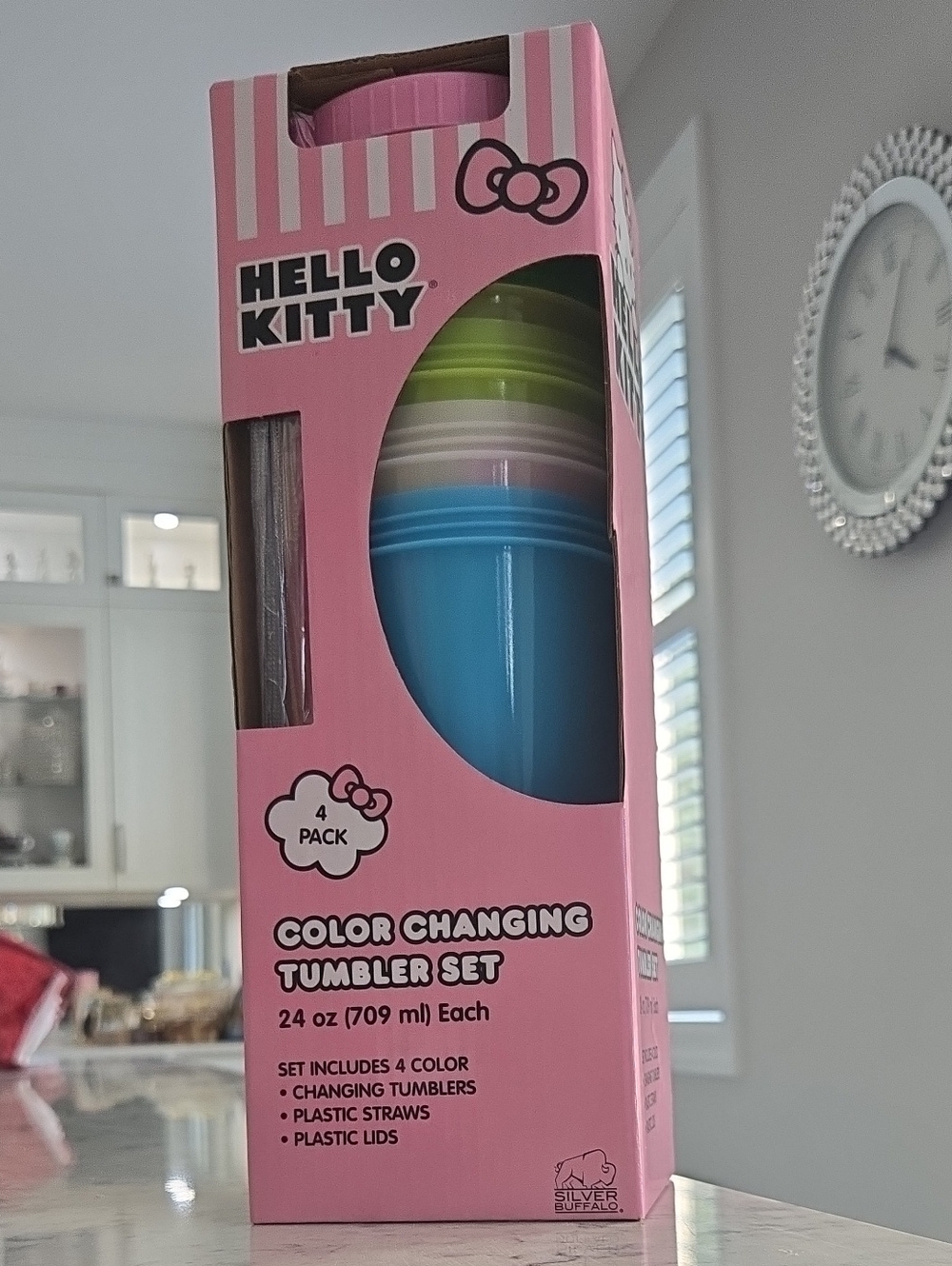 💕NIB Hello Kitty 4-Pack Color Changing Tumblers - Pink, Blue, Green, White✨️🎀